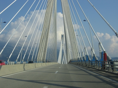 Neue Brücke in Patras